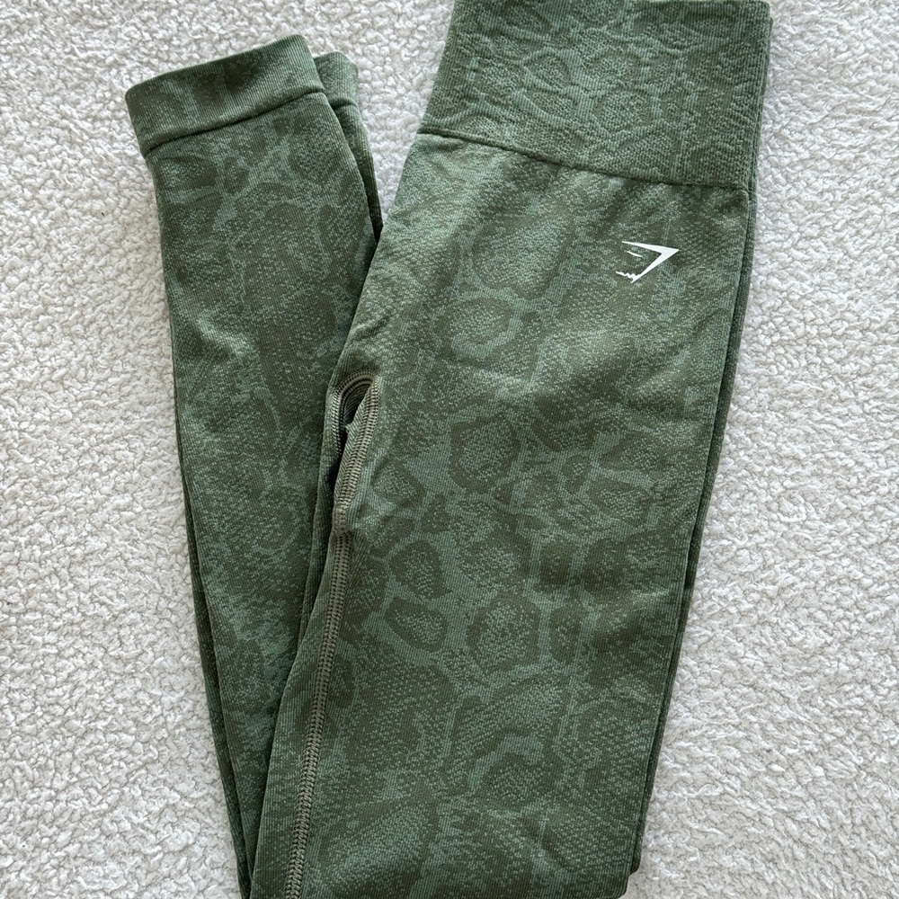 Gymshark Adapt Animal Seamless Leggings size Small